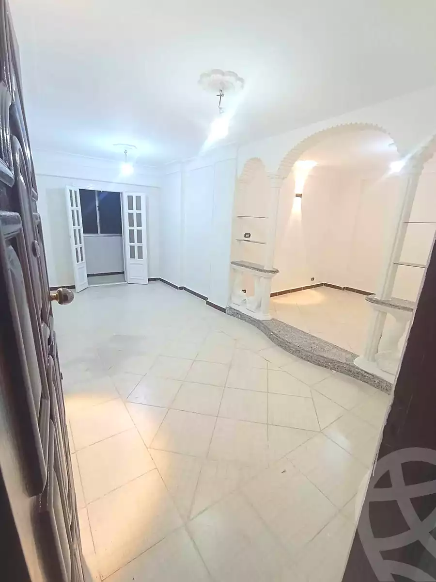 https://aqarmap.com.eg/ar/listing/6963944-for-sale-alexandria-lsywf-el-falki