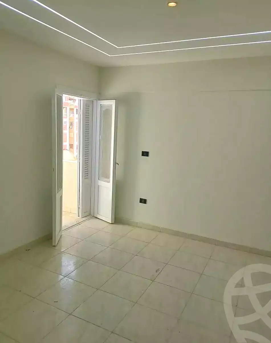 https://aqarmap.com.eg/ar/listing/6964472-for-sale-alexandria-sydy-bshr-sydy-bshr-bhry