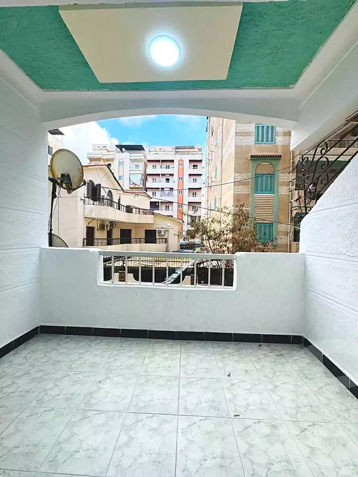 https://aqarmap.com.eg/ar/listing/6964924-for-sale-alexandria-al-agamy-shataa-el-nakheel