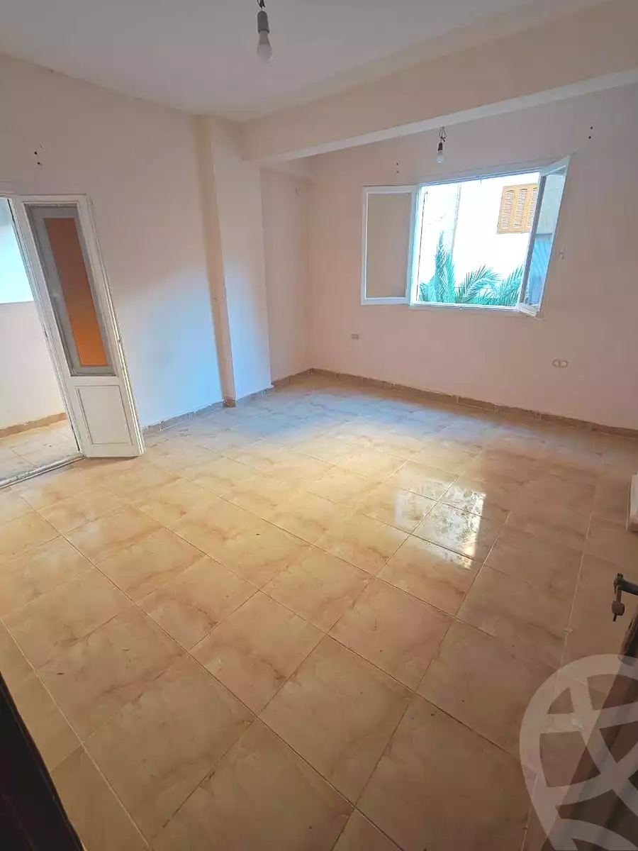 https://aqarmap.com.eg/en/listing/6965091-for-sale-alexandria-al-agamy-el-hanouvel-kasr-al-quiri-st-1