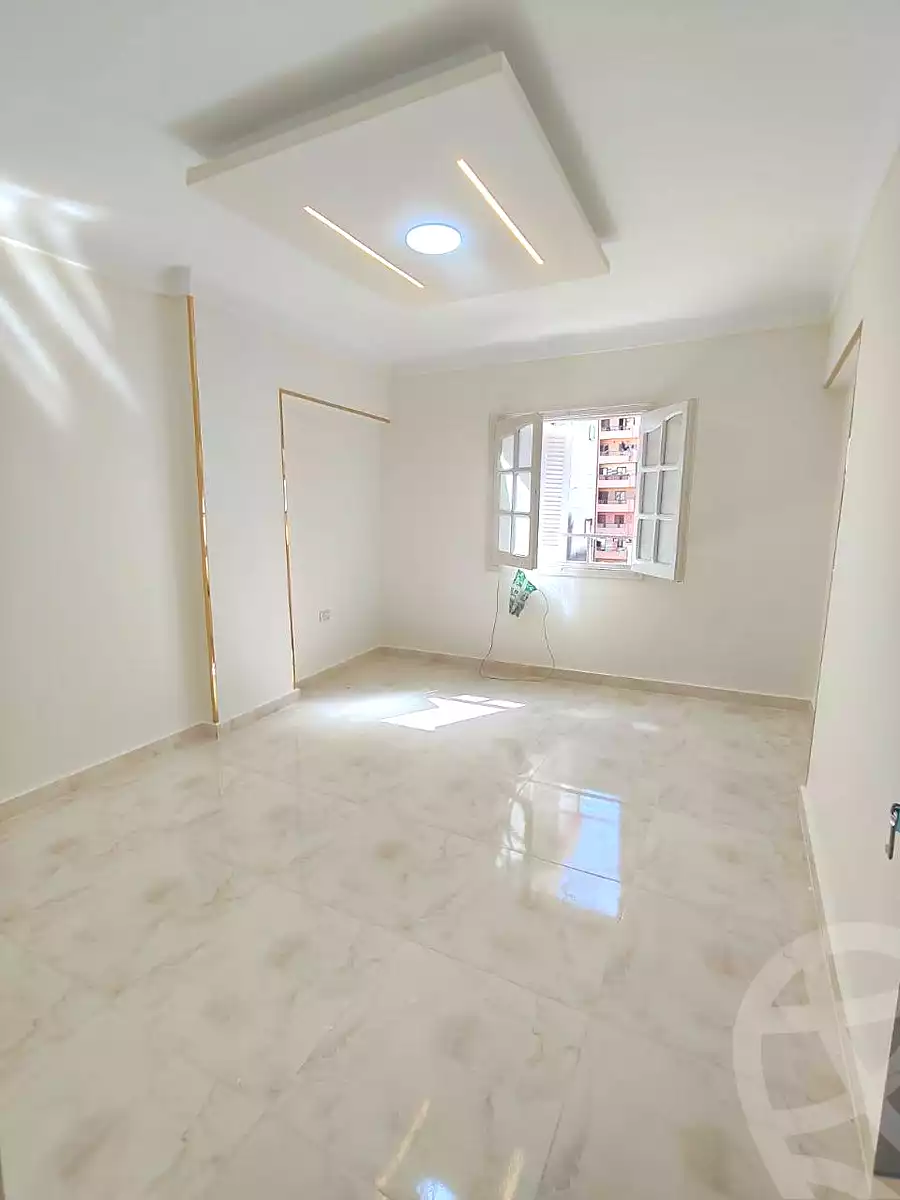 https://aqarmap.com.eg/en/listing/6965370-for-sale-alexandria-lsywf-el-falki