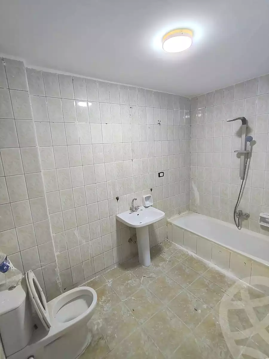 https://aqarmap.com.eg/ar/listing/6965460-for-sale-alexandria-miami-45-street