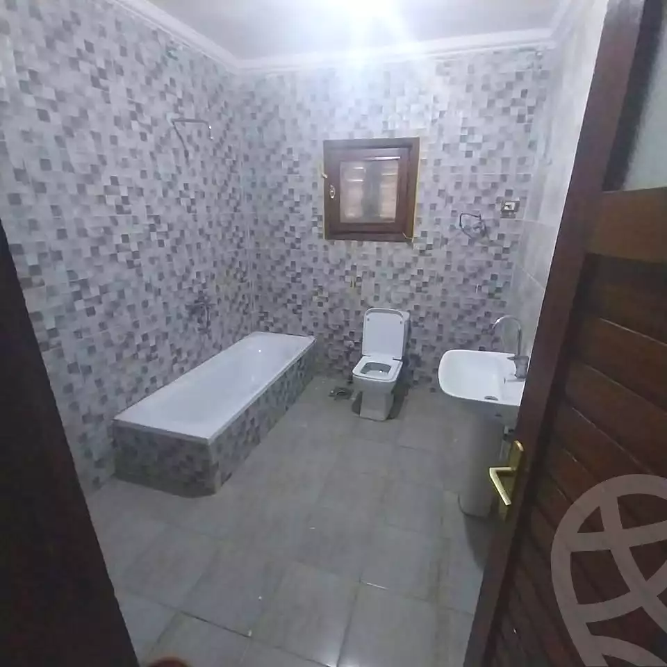 https://aqarmap.com.eg/ar/listing/6965463-for-sale-alexandria-al-agamy-lbytsh-el-hanafeya-st