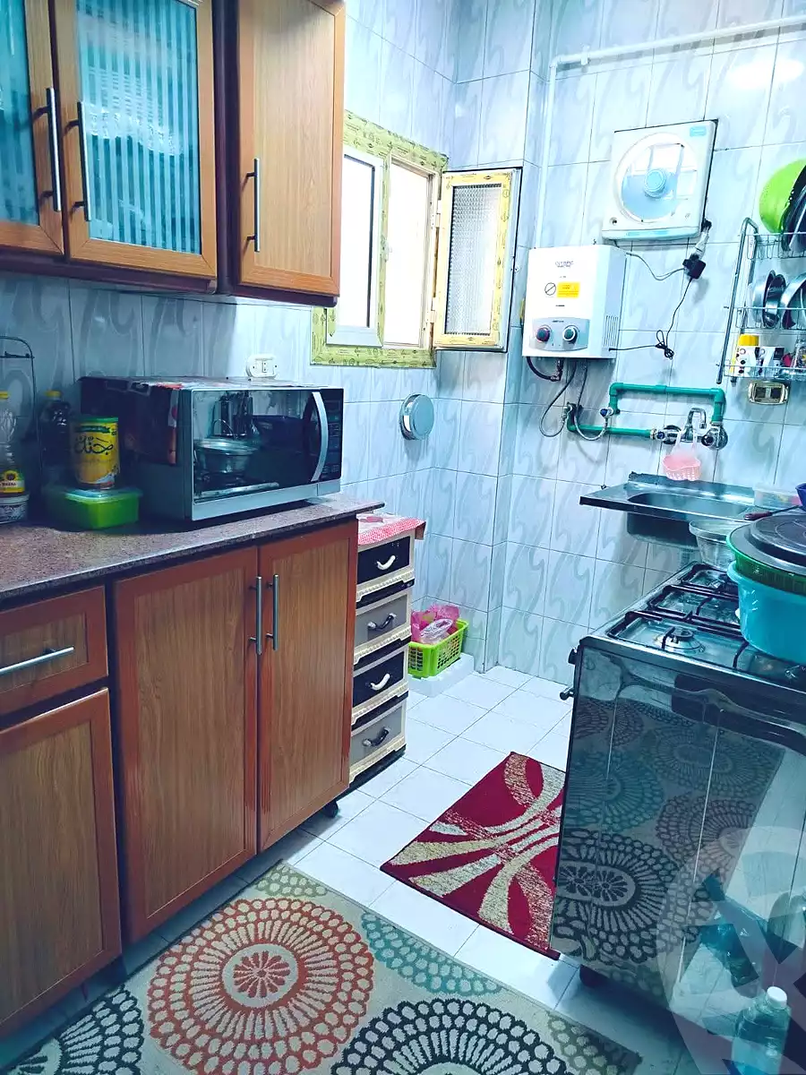 https://aqarmap.com.eg/ar/listing/6965491-for-sale-cairo-helwan-ahmed-enci-st
