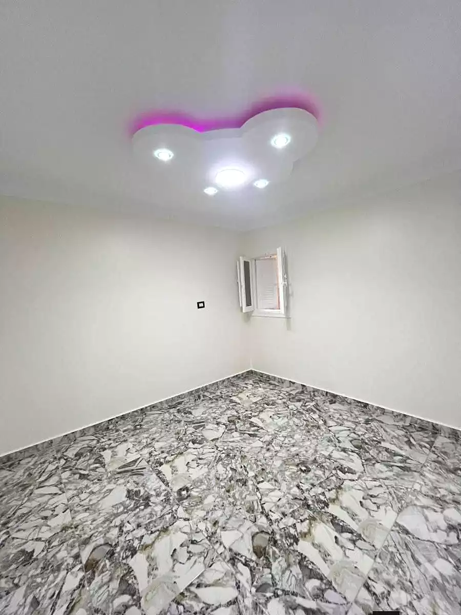 https://aqarmap.com.eg/ar/listing/6965592-for-sale-alexandria-al-agamy-lbytsh-al-kaada-st