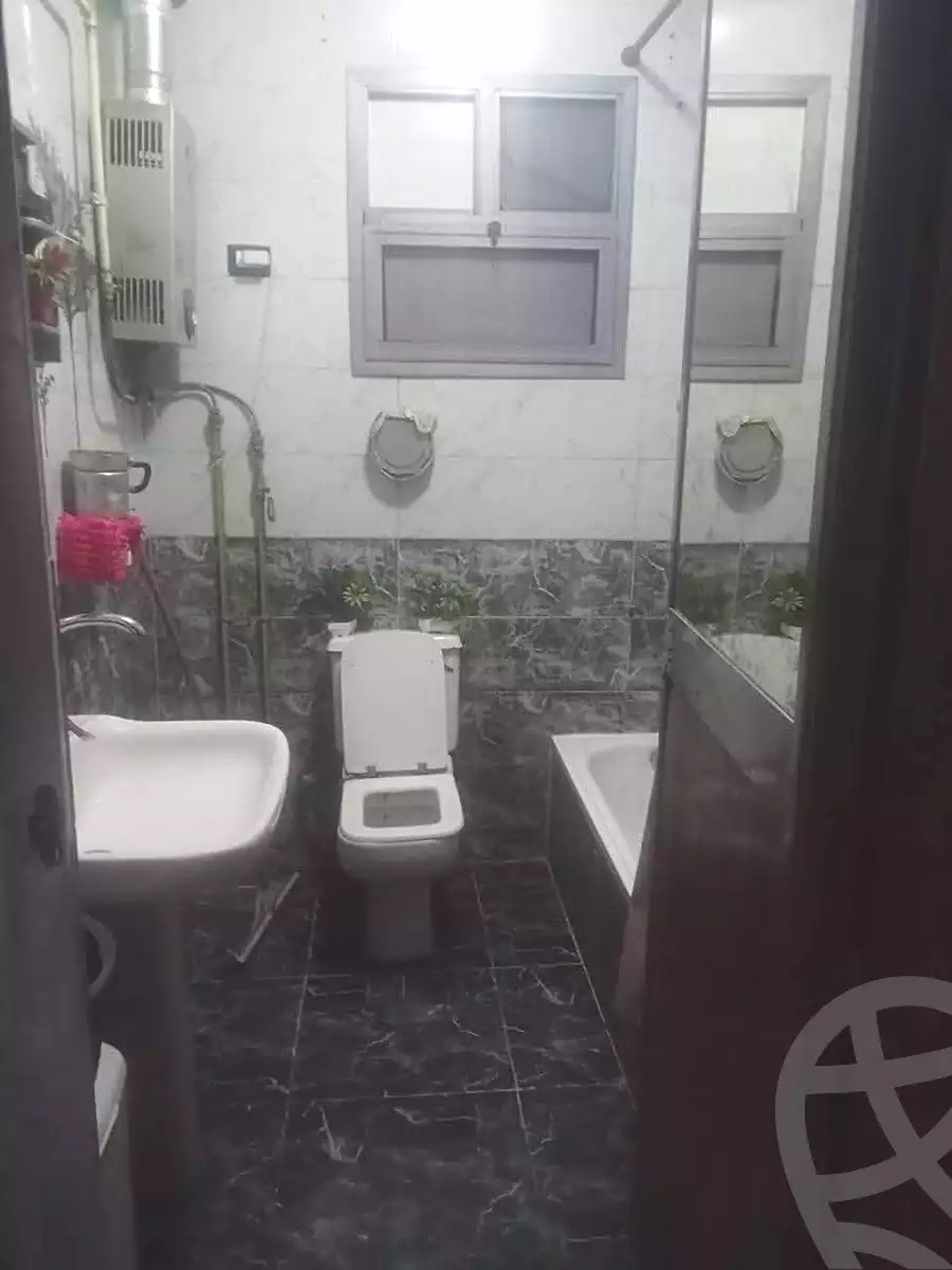 https://aqarmap.com.eg/en/listing/6965622-for-sale-cairo-helwan-mnshy-yn-hlwn-rael-st