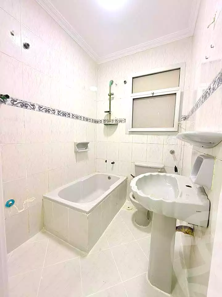 https://aqarmap.com.eg/ar/listing/6965670-for-sale-alexandria-al-agamy-shataa-el-nakheel