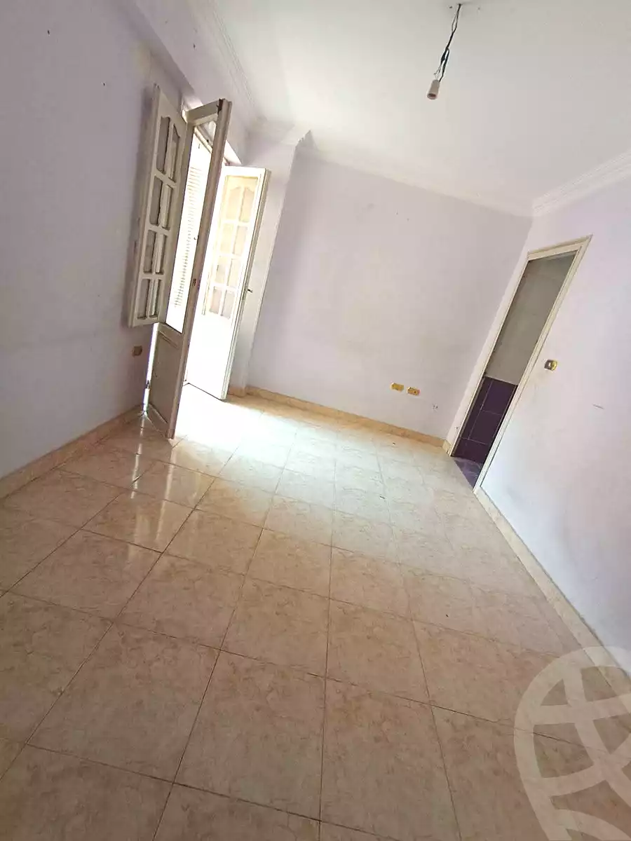 https://aqarmap.com.eg/ar/listing/6965882-for-rent-cairo-helwan-sherif-st