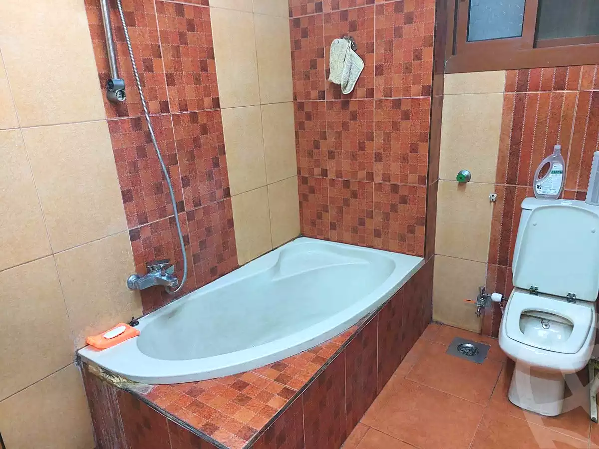 https://aqarmap.com.eg/ar/listing/6965951-for-sale-cairo-helwan-sherif-st