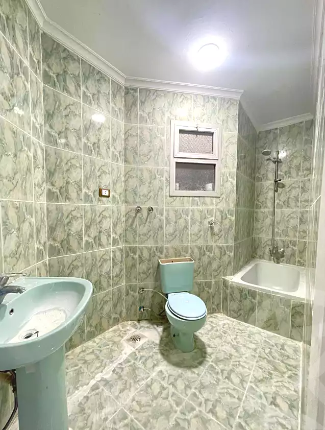https://aqarmap.com.eg/en/listing/6965984-for-sale-alexandria-al-agamy-shataa-el-nakheel