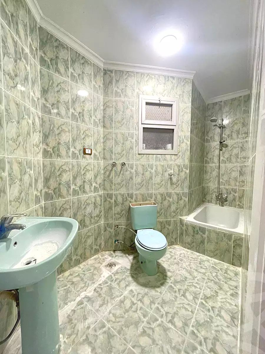 https://aqarmap.com.eg/ar/listing/6966346-for-sale-alexandria-al-agamy-shataa-el-nakheel
