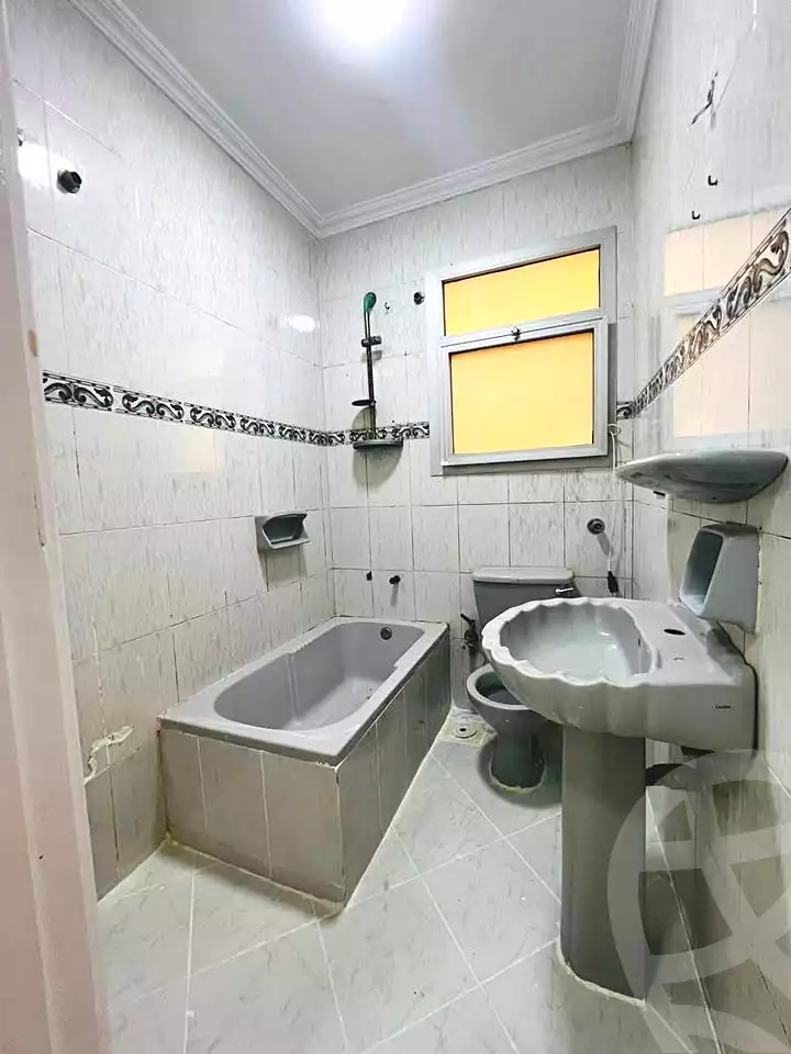 https://aqarmap.com.eg/en/listing/6966465-for-sale-alexandria-al-agamy-shataa-el-nakheel