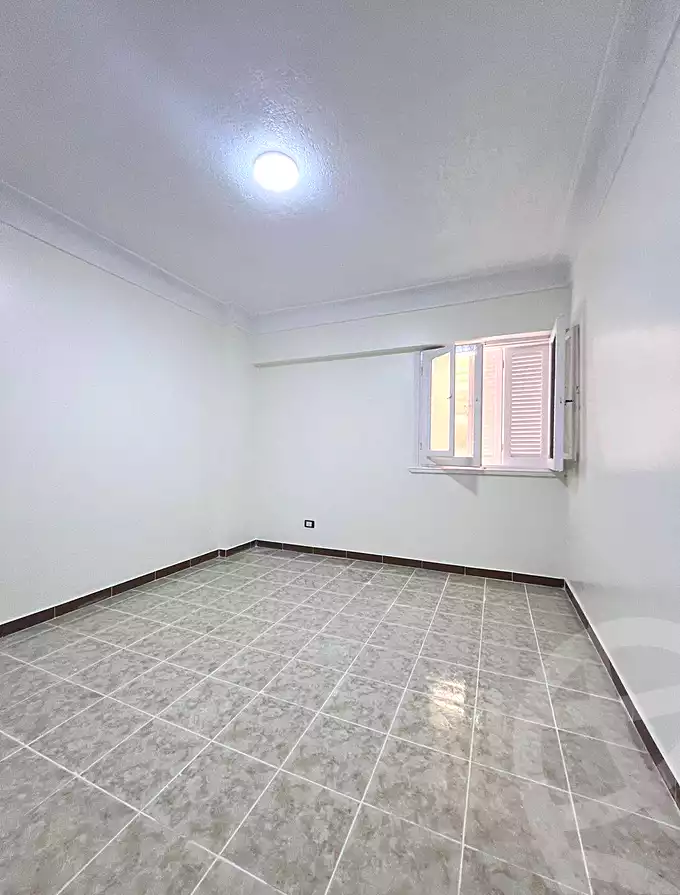 https://aqarmap.com.eg/ar/listing/6966727-for-sale-alexandria-al-agamy-shataa-el-nakheel