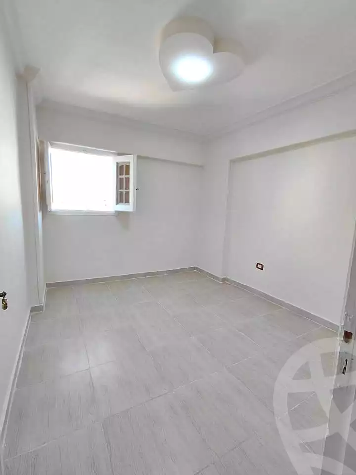 https://aqarmap.com.eg/ar/listing/6966729-for-sale-alexandria-al-agamy-shataa-el-nakheel