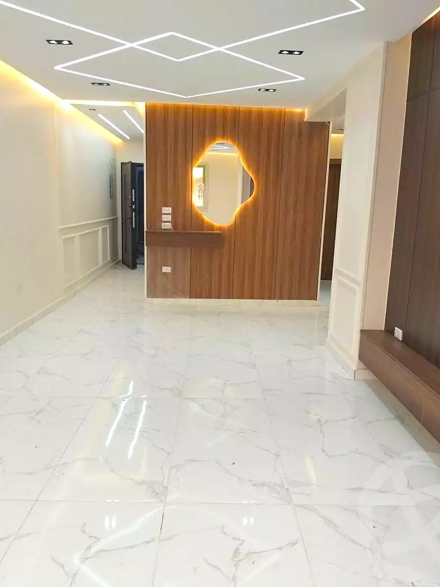 https://aqarmap.com.eg/en/listing/6967002-for-sale-cairo-el-haram-el-maryotya-el-thawra-st