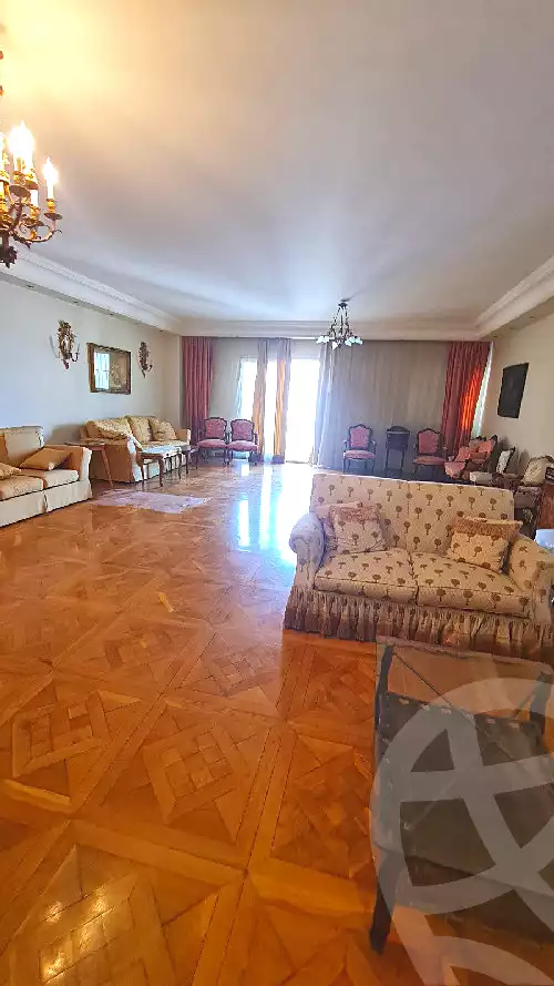 https://aqarmap.com.eg/ar/listing/6967563-for-sale-alexandria-kafr-abdo-sant-square-st