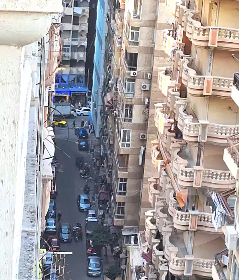 https://aqarmap.com.eg/ar/listing/6967665-for-sale-alexandria-sydy-bshr-sydy-bshr-bhry-shr-mhmwd-l-yswy