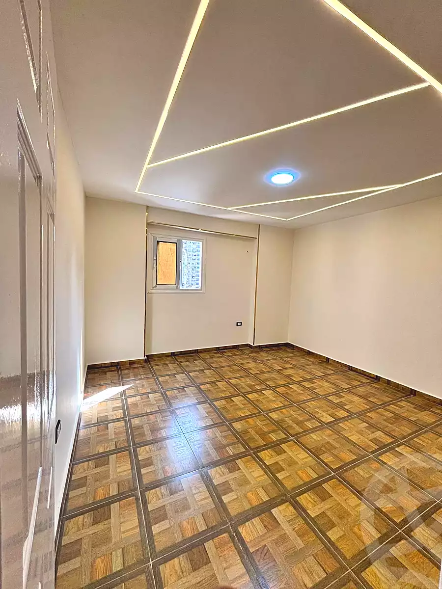 https://aqarmap.com.eg/ar/listing/6968020-for-sale-alexandria-sydy-bshr-sydy-bshr-bhry-khalil-hamada-st