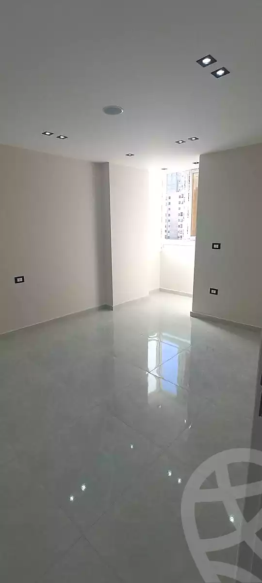 https://aqarmap.com.eg/ar/listing/6968076-for-sale-alexandria-lsywf-shamaa
