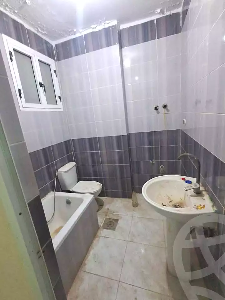 https://aqarmap.com.eg/ar/listing/6966709-for-sale-alexandria-al-agamy-lbytsh-el-hanafeya-st