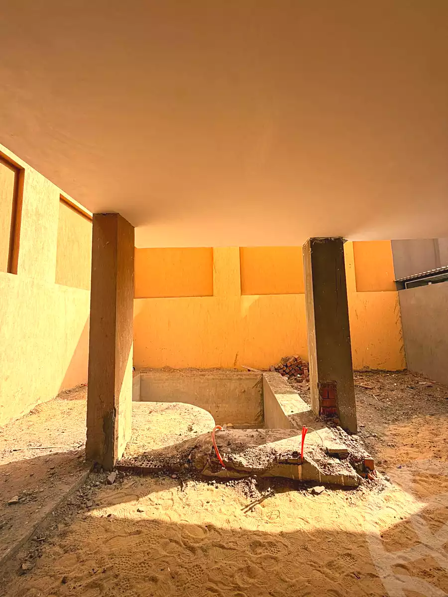 https://aqarmap.com.eg/ar/listing/6968873-for-sale-cairo-new-cairo-sharq-el-akadamiya-salah-nasim-st