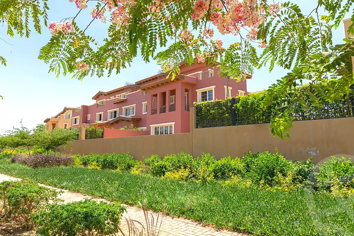 https://aqarmap.com.eg/ar/listing/6969038-for-sale-cairo-new-cairo-compounds-hyde-park-greens-hyde-park-compound