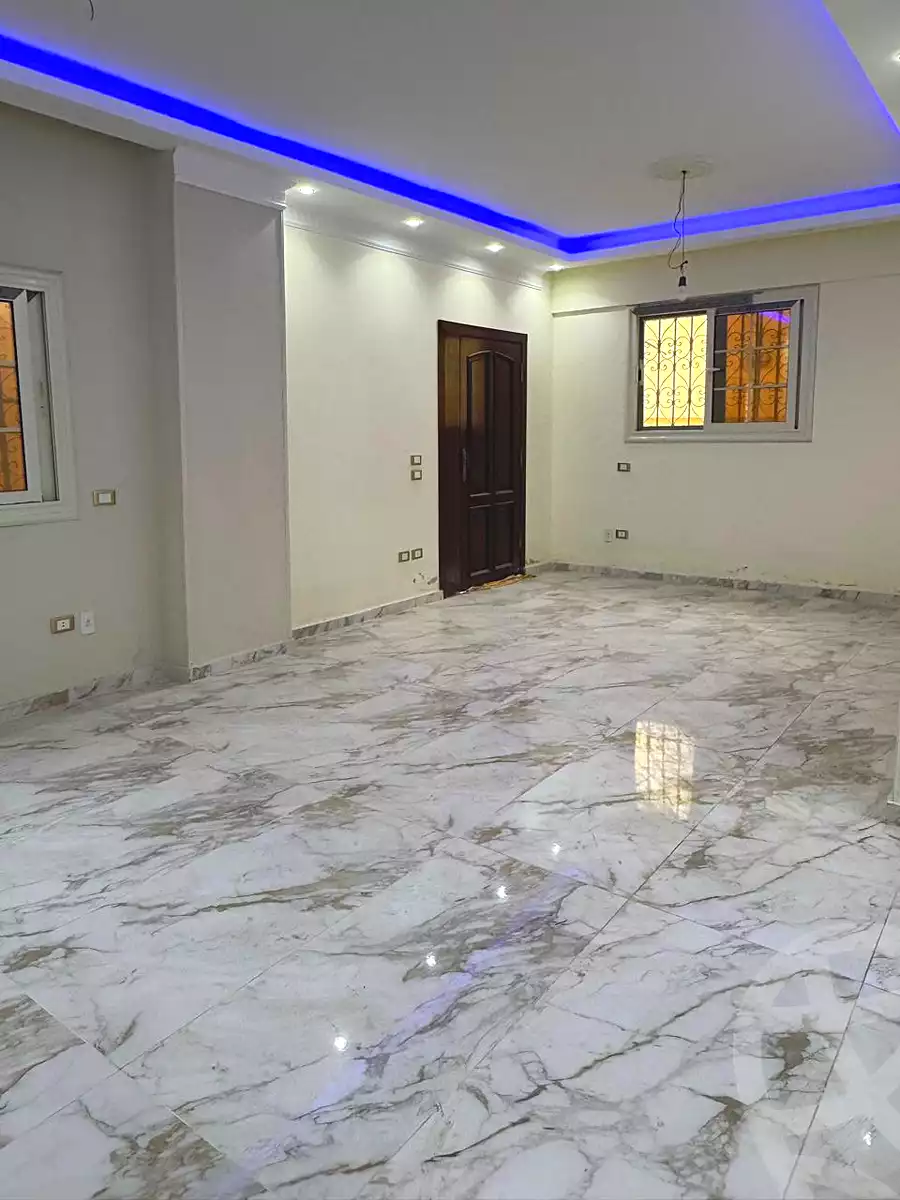 https://aqarmap.com.eg/ar/listing/6969112-for-sale-cairo-el-shorouk-lmntq-lwl-neighbourhood-1