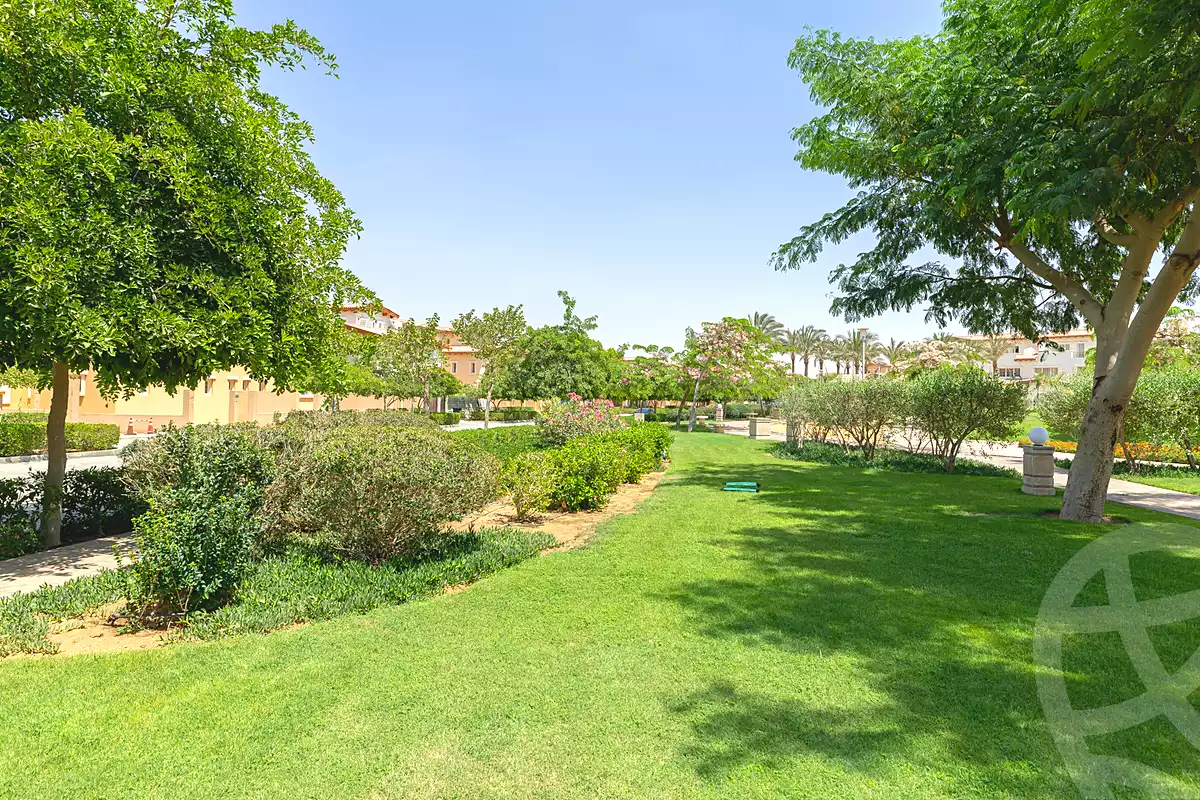 https://aqarmap.com.eg/ar/listing/6969102-for-sale-cairo-new-cairo-compounds-hyde-park-greens-hyde-park-compound