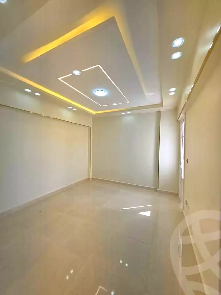 https://aqarmap.com.eg/ar/listing/6969830-for-sale-alexandria-miami-iskandar-ibrahim-st