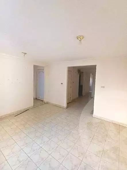 https://aqarmap.com.eg/ar/listing/6970064-for-rent-alexandria-el-asafra-shr-45
