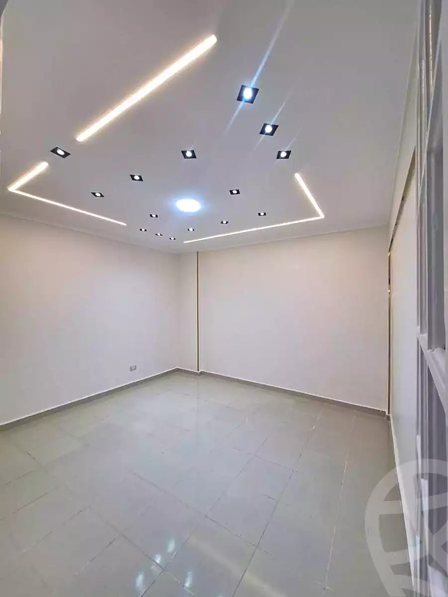 https://aqarmap.com.eg/ar/listing/6970095-for-sale-alexandria-sydy-bshr-sydy-bshr-bhry-street-17