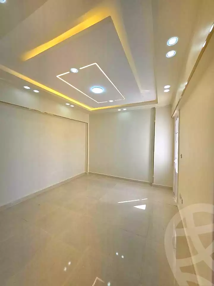 https://aqarmap.com.eg/ar/listing/6970201-for-sale-alexandria-miami-iskandar-ibrahim-st