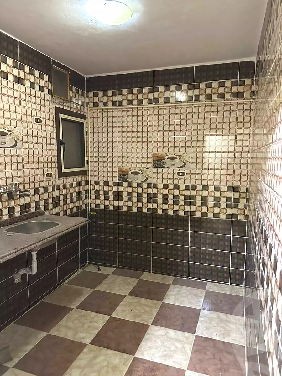 https://aqarmap.com.eg/ar/listing/6970214-for-sale-alexandria-al-agamy-el-hanouvel-al-asdakaa-st