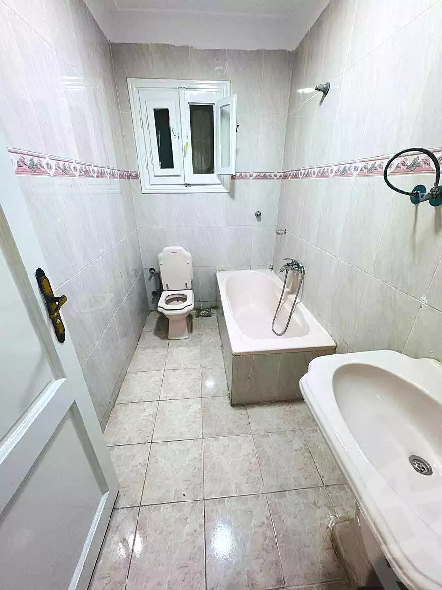 https://aqarmap.com.eg/ar/listing/6970231-for-sale-alexandria-al-agamy-shataa-el-nakheel