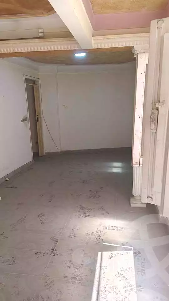 https://aqarmap.com.eg/ar/listing/6970342-for-sale-alexandria-ganaklis-shr-mrtdy-bsh