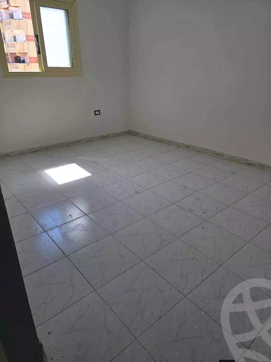 https://aqarmap.com.eg/ar/listing/6970692-for-sale-alexandria-al-agamy-lbytsh-el-hay-st