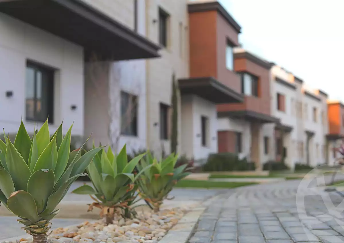 https://aqarmap.com.eg/en/listing/6971315-for-sale-cairo-new-cairo-compounds-azzar