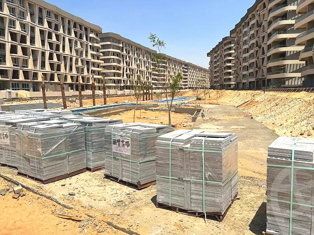 https://aqarmap.com.eg/en/listing/6971436-for-sale-cairo-new-administrative-capital-r7-midtown-condo
