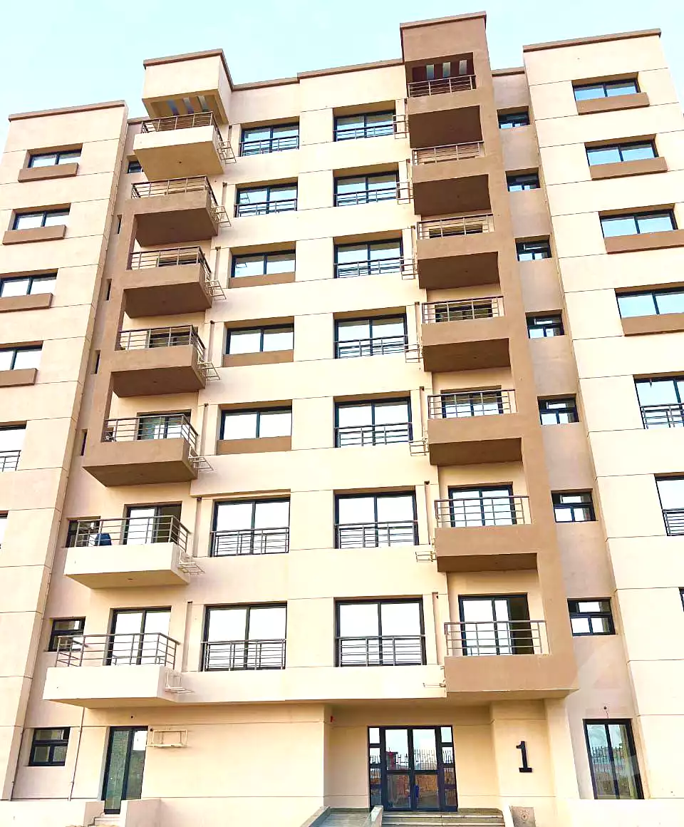https://aqarmap.com.eg/en/listing/6971596-for-sale-cairo-new-administrative-capital-r8-rmtn