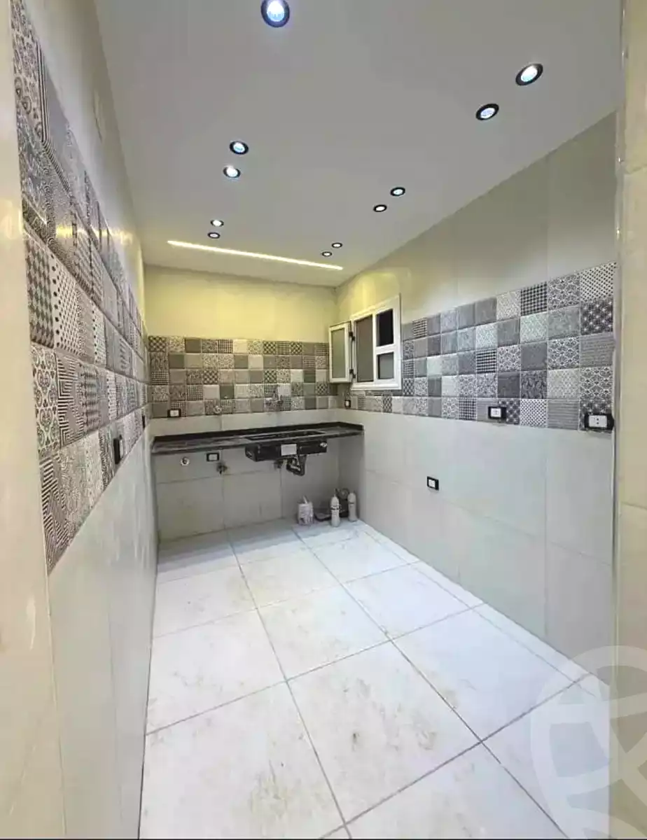 https://aqarmap.com.eg/ar/listing/6972011-for-sale-alexandria-al-agamy-lbytsh-el-reyad-st
