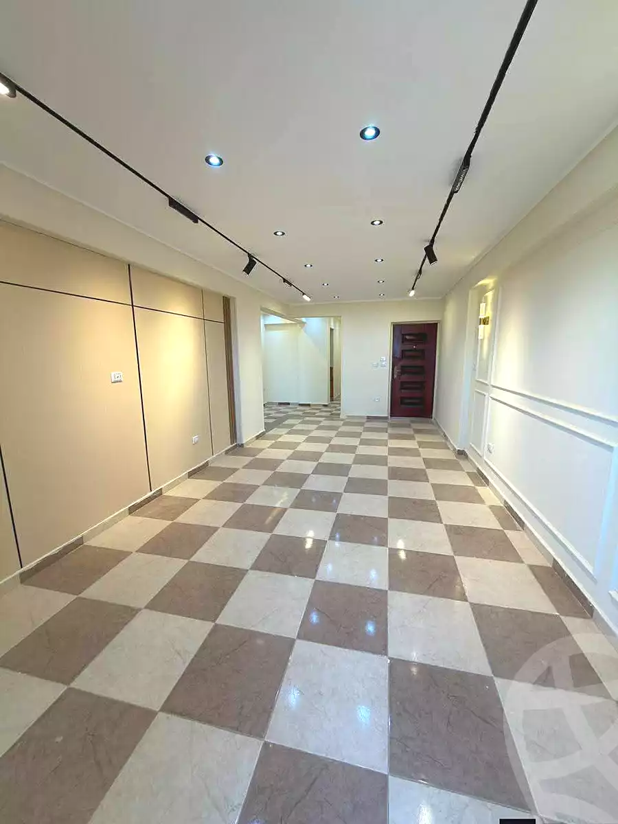 https://aqarmap.com.eg/ar/listing/6972563-for-sale-alexandria-al-agamy-lbytsh