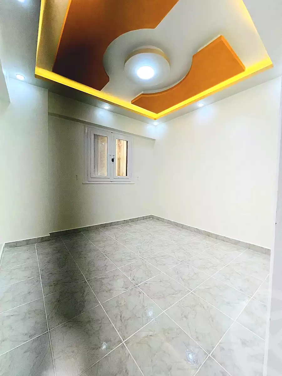 https://aqarmap.com.eg/ar/listing/6972596-for-sale-alexandria-al-agamy-shataa-el-nakheel