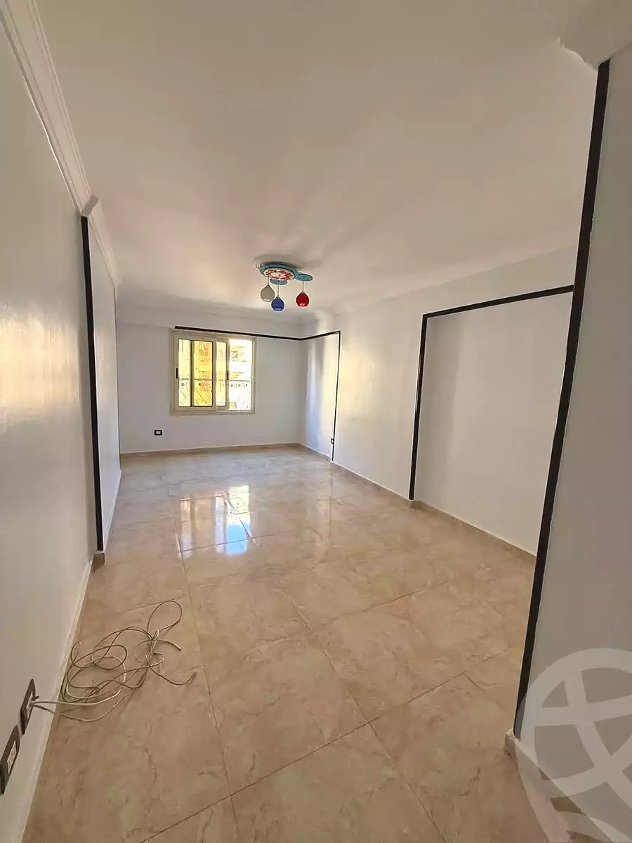 https://aqarmap.com.eg/ar/listing/6973570-for-sale-alexandria-el-mandara-shr-jml-bd-lnsr