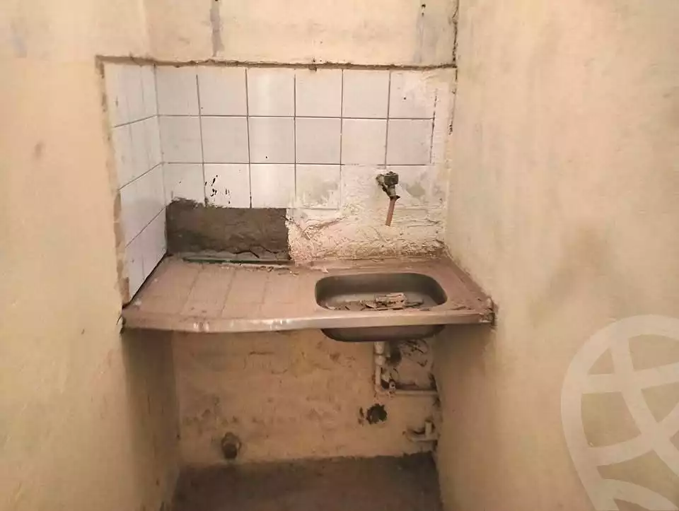 https://aqarmap.com.eg/en/listing/6973866-for-sale-cairo-helwan-el-shareaa-el-sharby-st