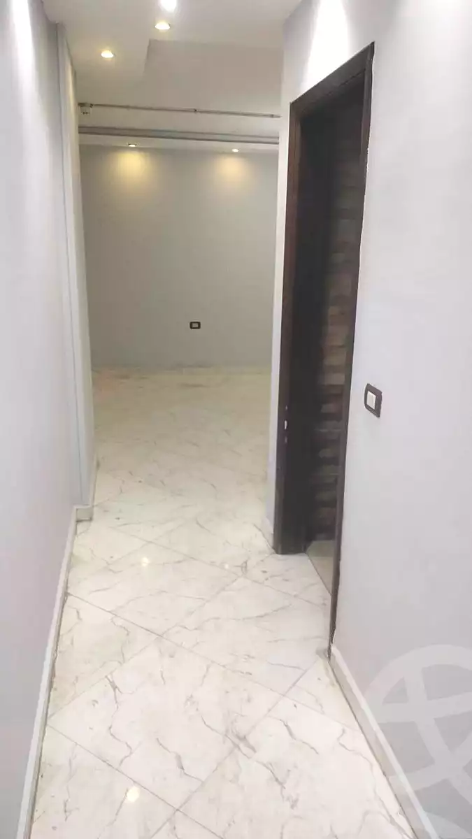 https://aqarmap.com.eg/ar/listing/6973894-for-rent-cairo-helwan-mohamed-mostafa-el-maraghi-st