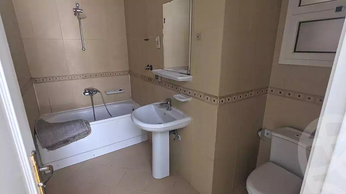 https://aqarmap.com.eg/ar/listing/6973984-for-rent-cairo-new-cairo-madinaty-eleventh-zone-buildings-group-112