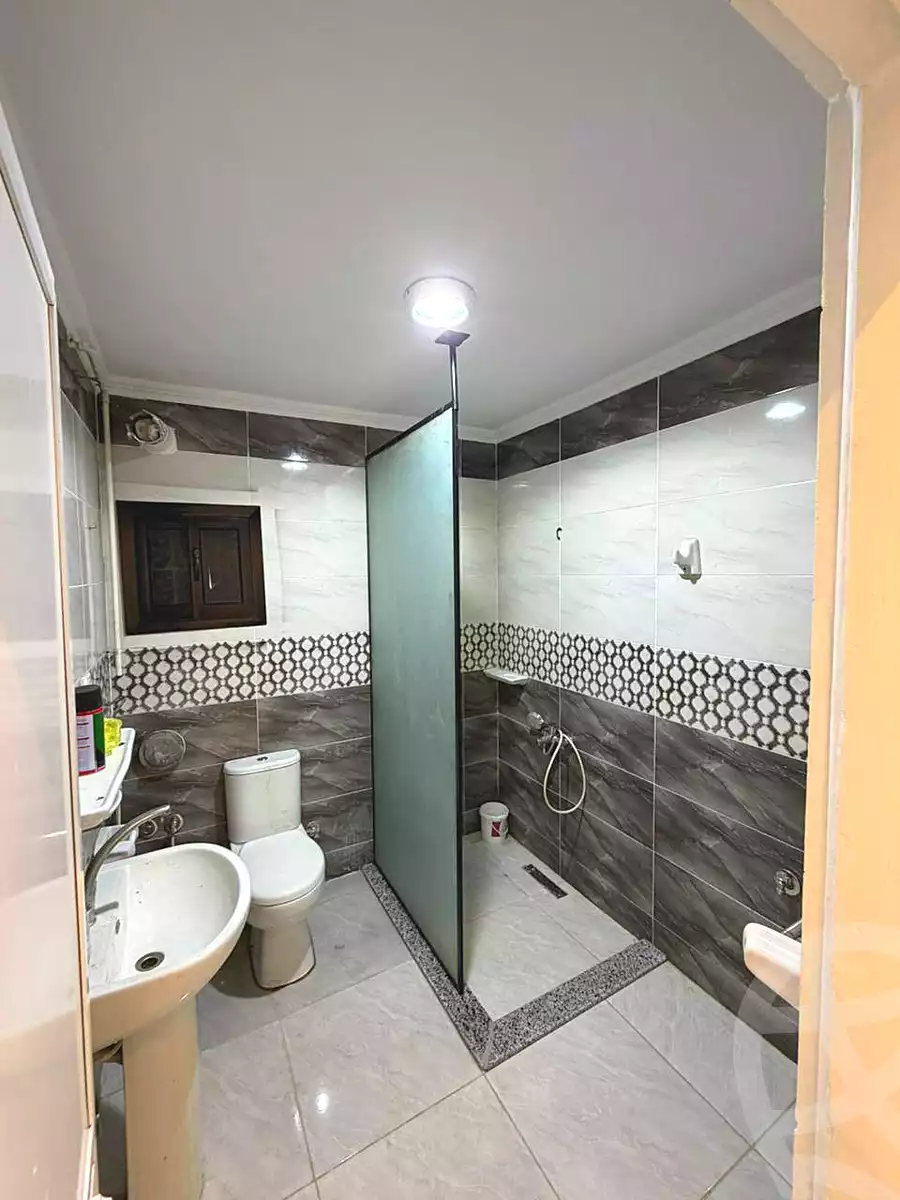 https://aqarmap.com.eg/ar/listing/6974136-for-sale-cairo-el-zaytun-lzytwn-lshrqy-shr-mstfy-bsh