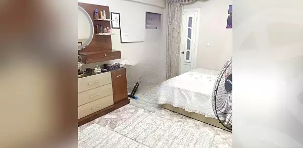 https://aqarmap.com.eg/ar/listing/6974178-for-sale-alexandria-moharram-bey-el-rasafa-st