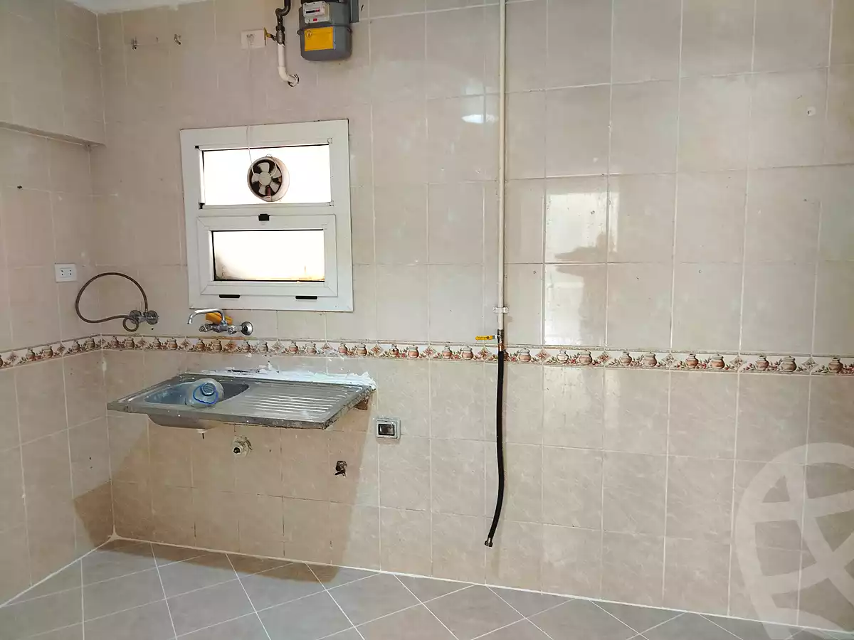 https://aqarmap.com.eg/ar/listing/6974654-for-rent-cairo-new-cairo-lrhb-city-mtdd-lrhb-phase-7
