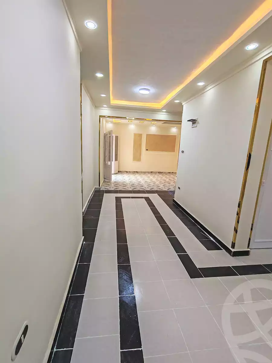 https://aqarmap.com.eg/ar/listing/6974758-for-sale-alexandria-al-agamy-shataa-el-nakheel